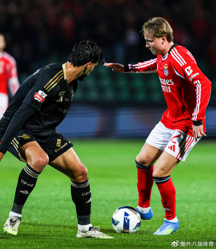 开云体育官网-穆里尼奥葡超28轮不败！本菲卡1-1爆冷保级队！落后榜首7分争冠告急|何塞·穆里尼奥|卡萨皮亚|本菲卡足球俱乐部|劳塔罗-里奥斯|波尔图_新浪体育_新浪新闻